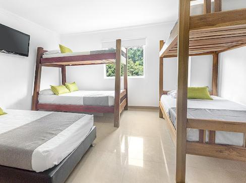 Hotel Park 6 Меделин Екстериор снимка